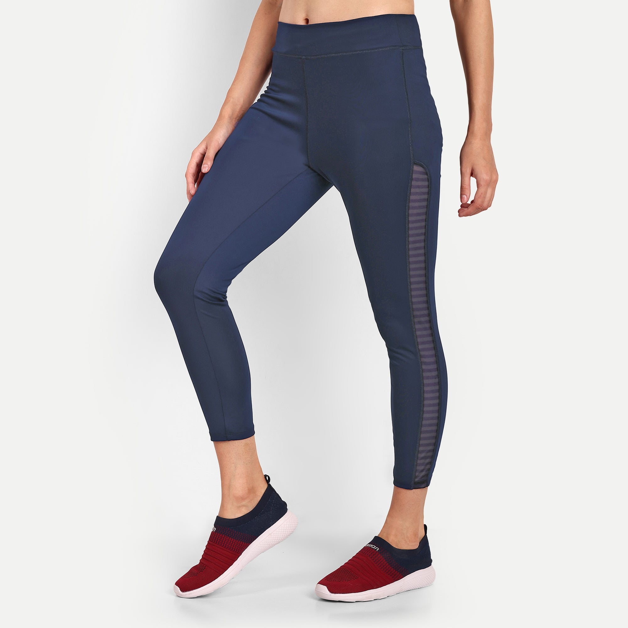 Chic Contrast Panel Legging