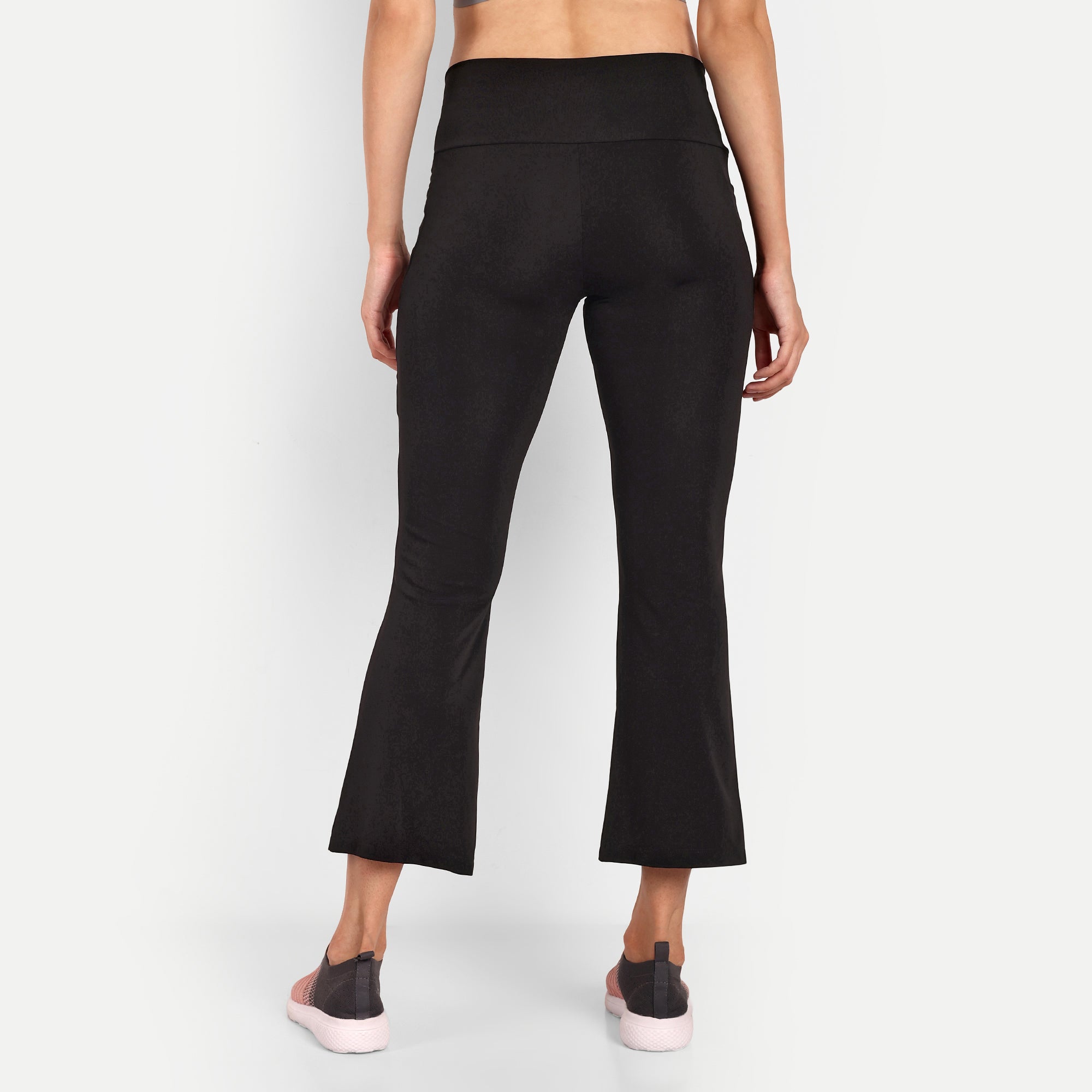 High Rise Yoga Pants With Side Pockets