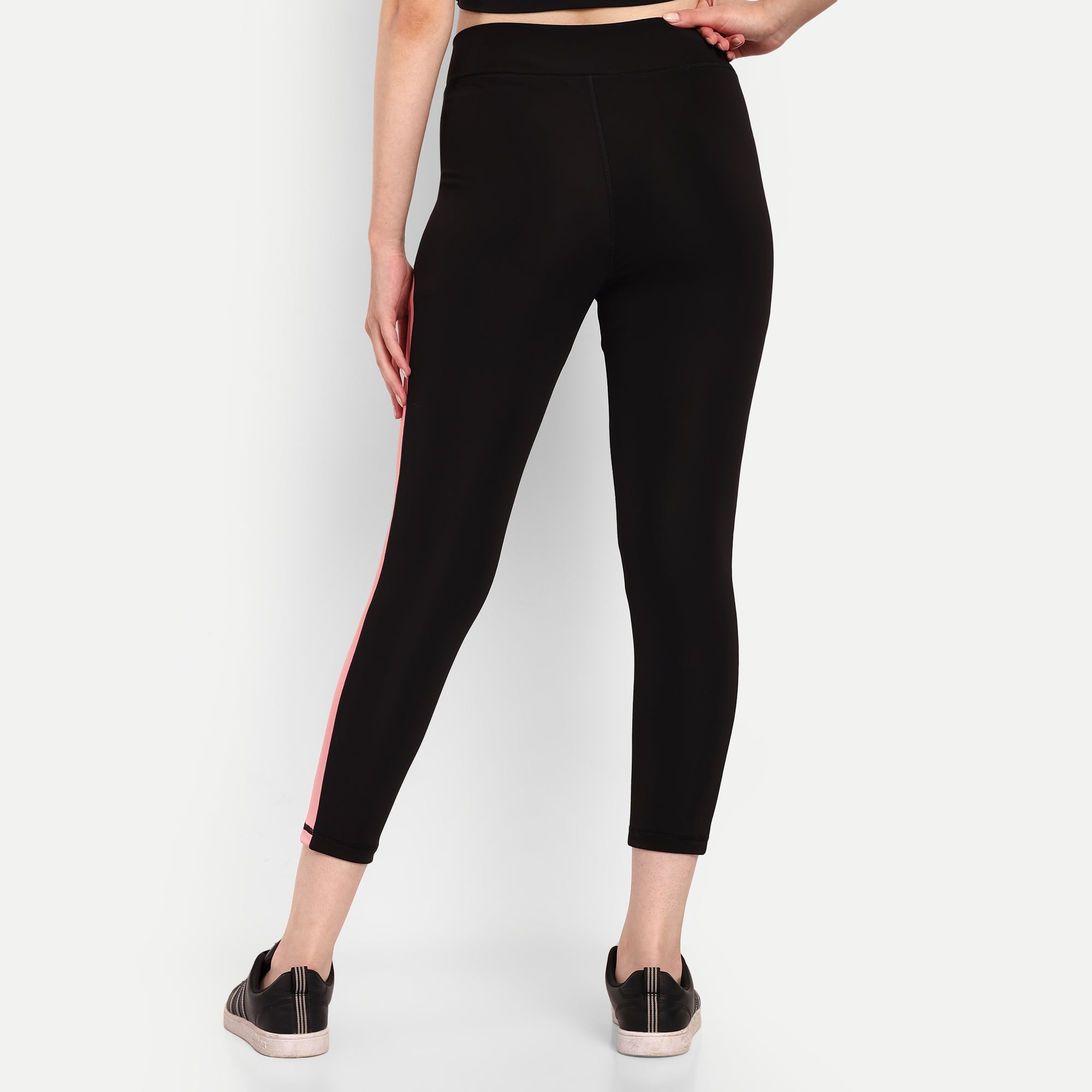 Chic Contrast Panel Legging