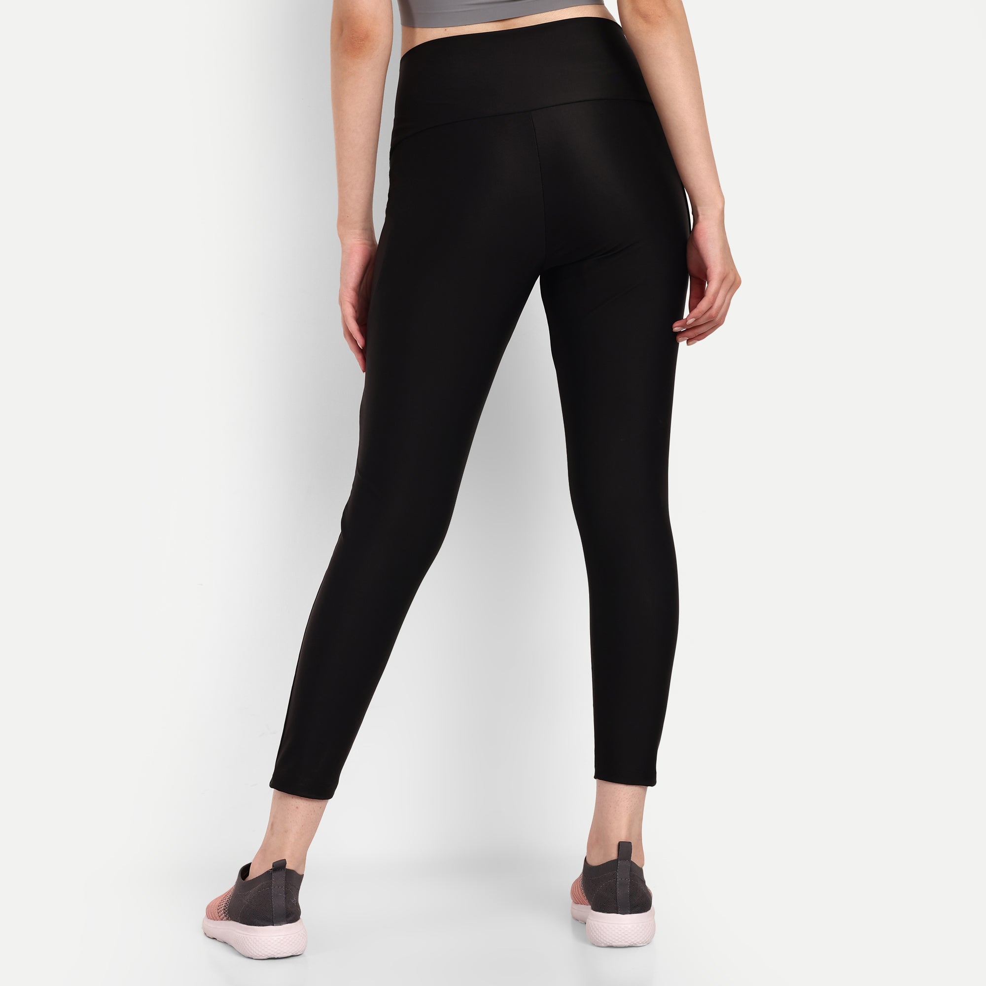 Flexifit Highrise Legging With Pockets