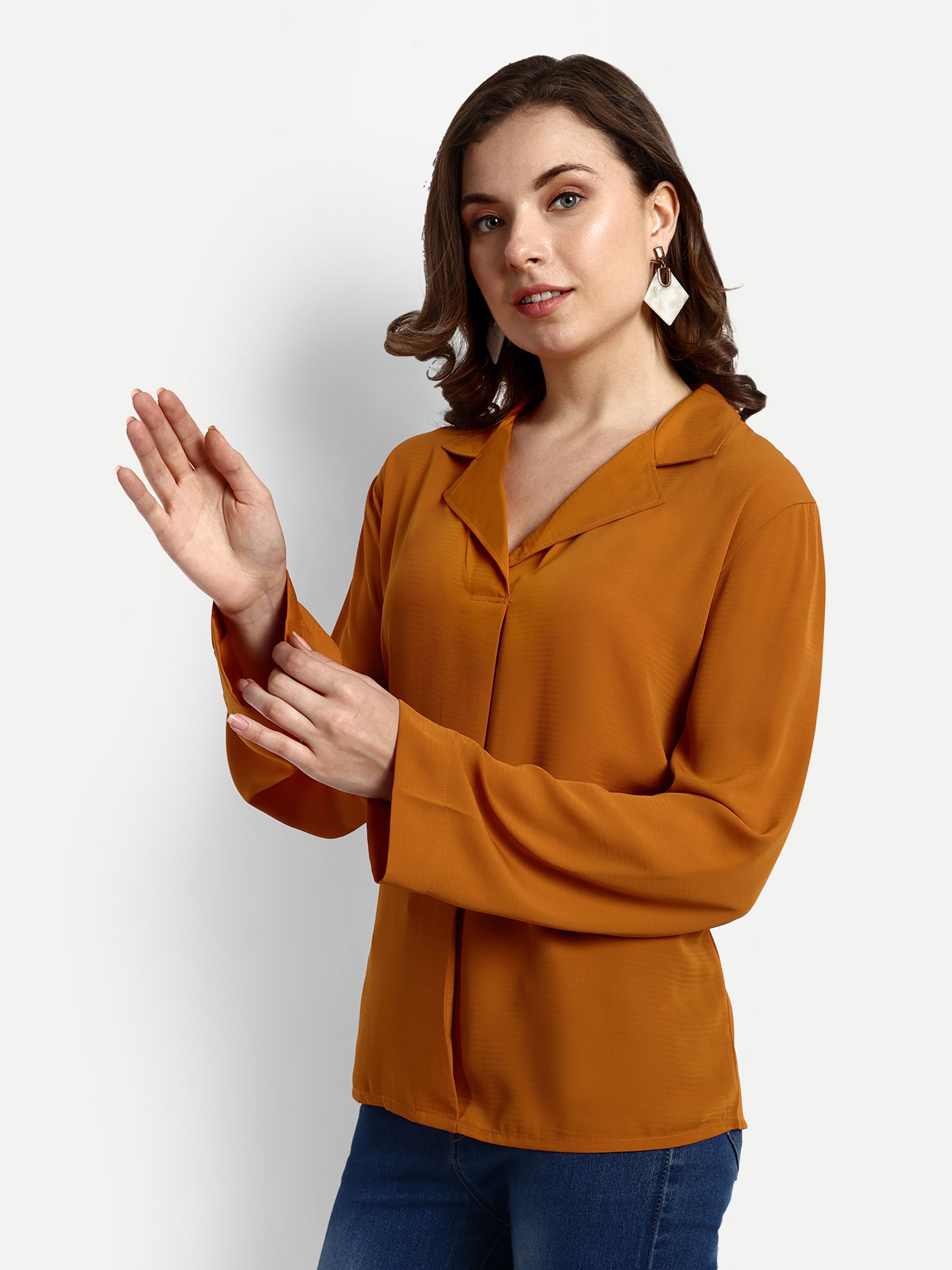 Full Sleeve Collar Blouse