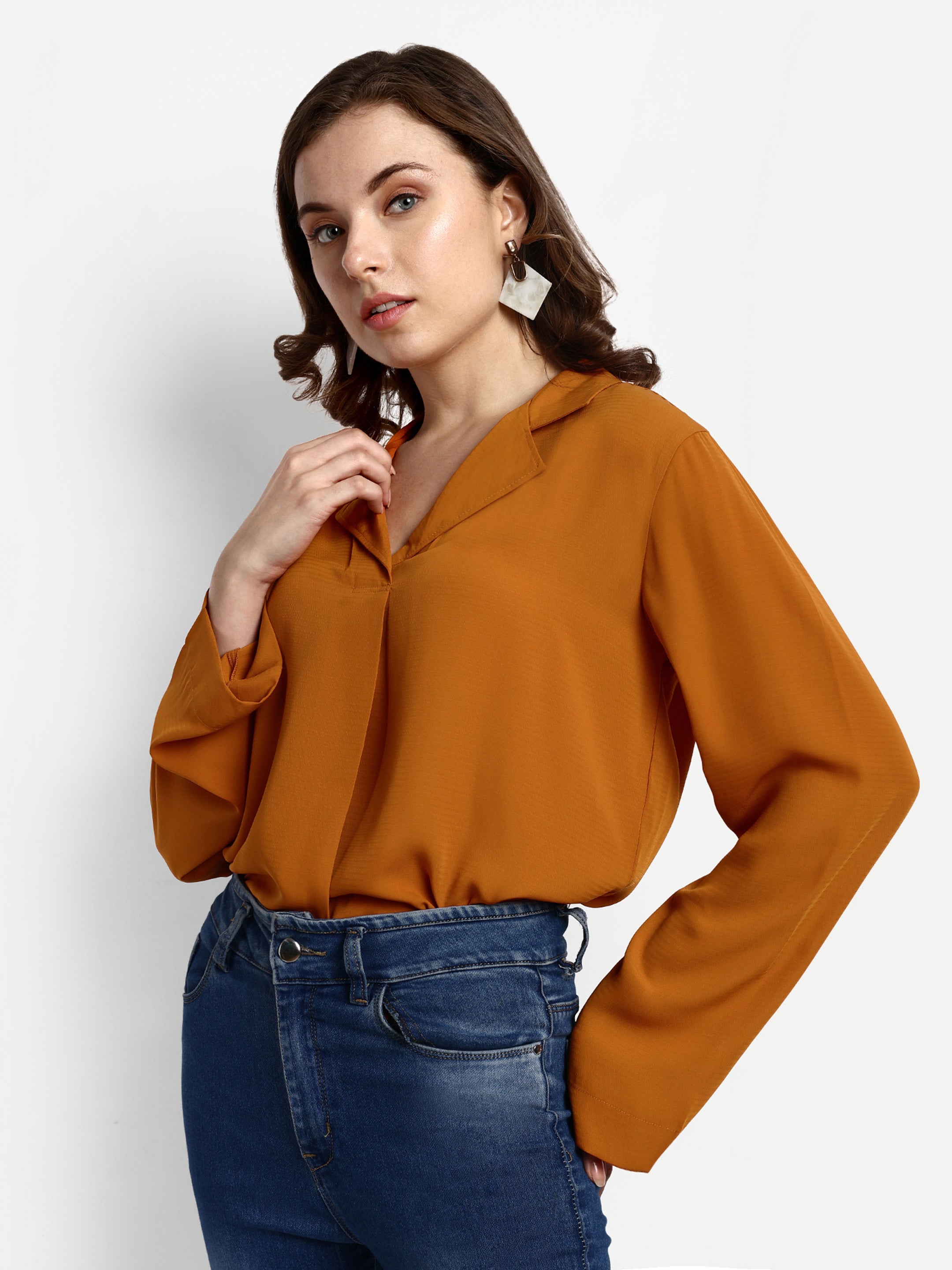 Full Sleeve Collar Blouse