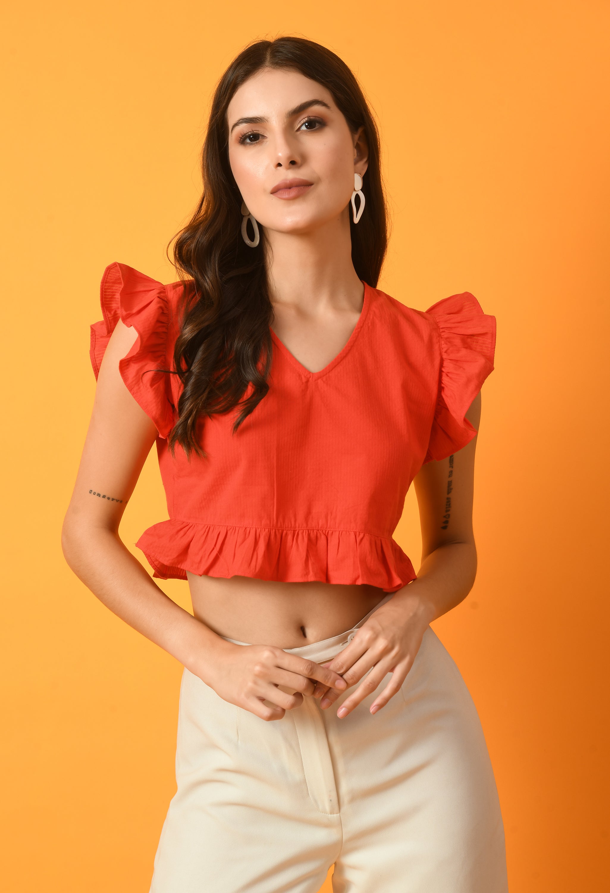 RUFFLE TOP