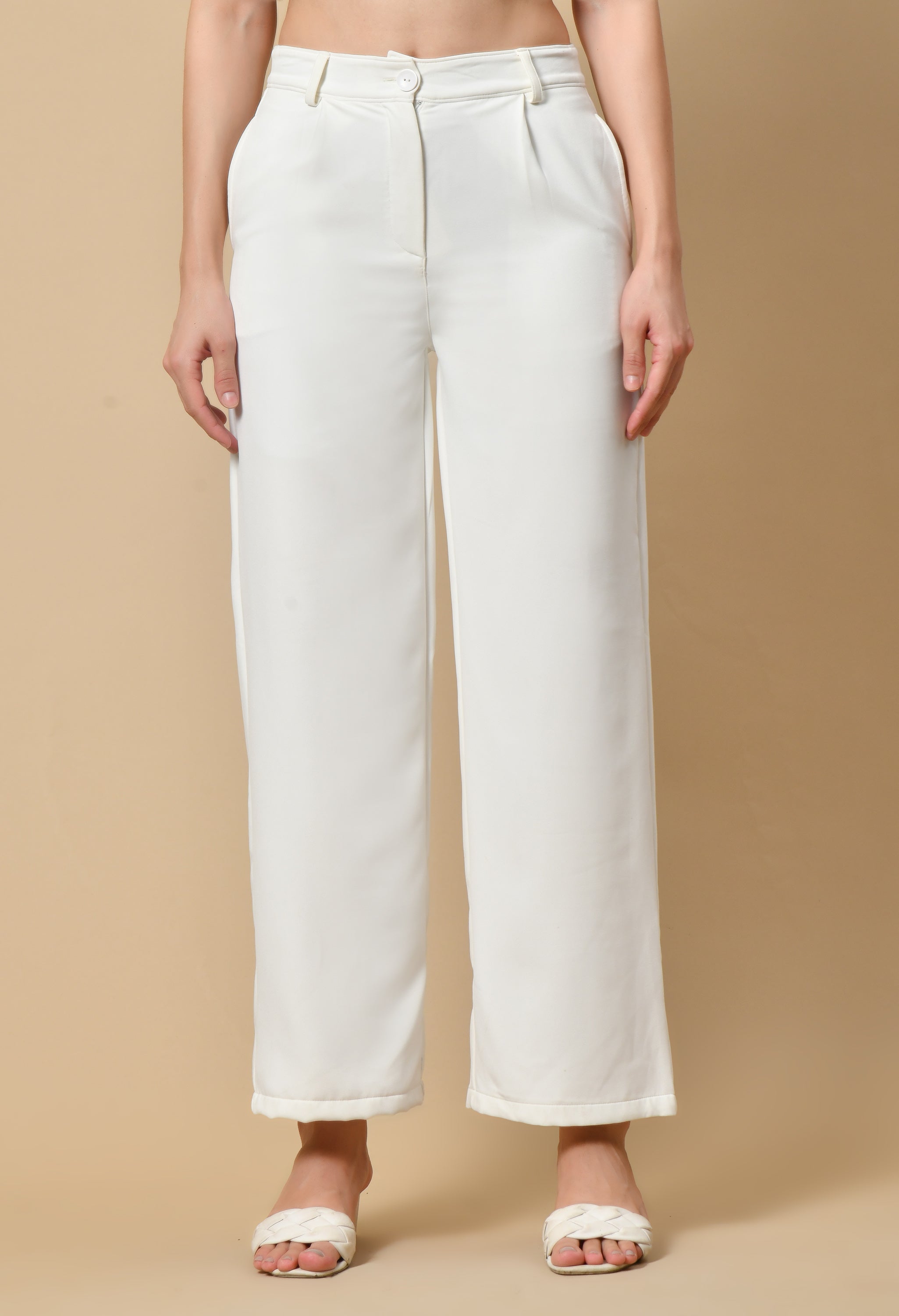 WHITE TROUSER