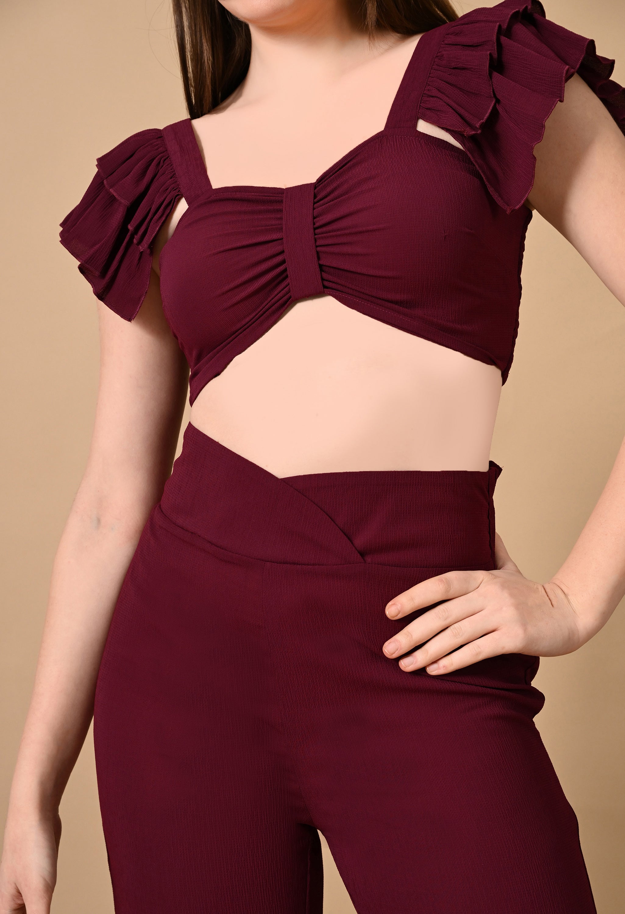 CROP FITTED TOP WITH TROUSER