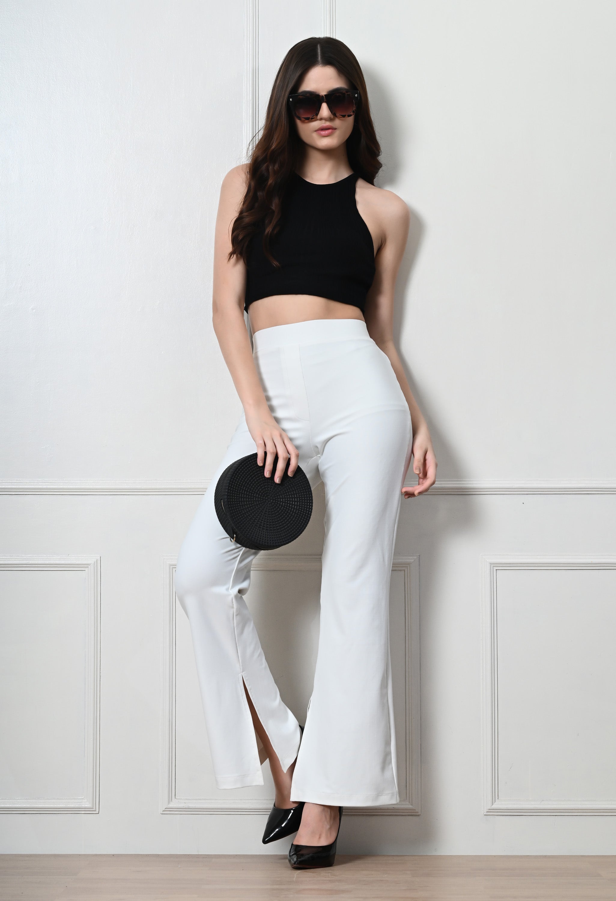 WHITE BELL BOTTOM SLIT PANT