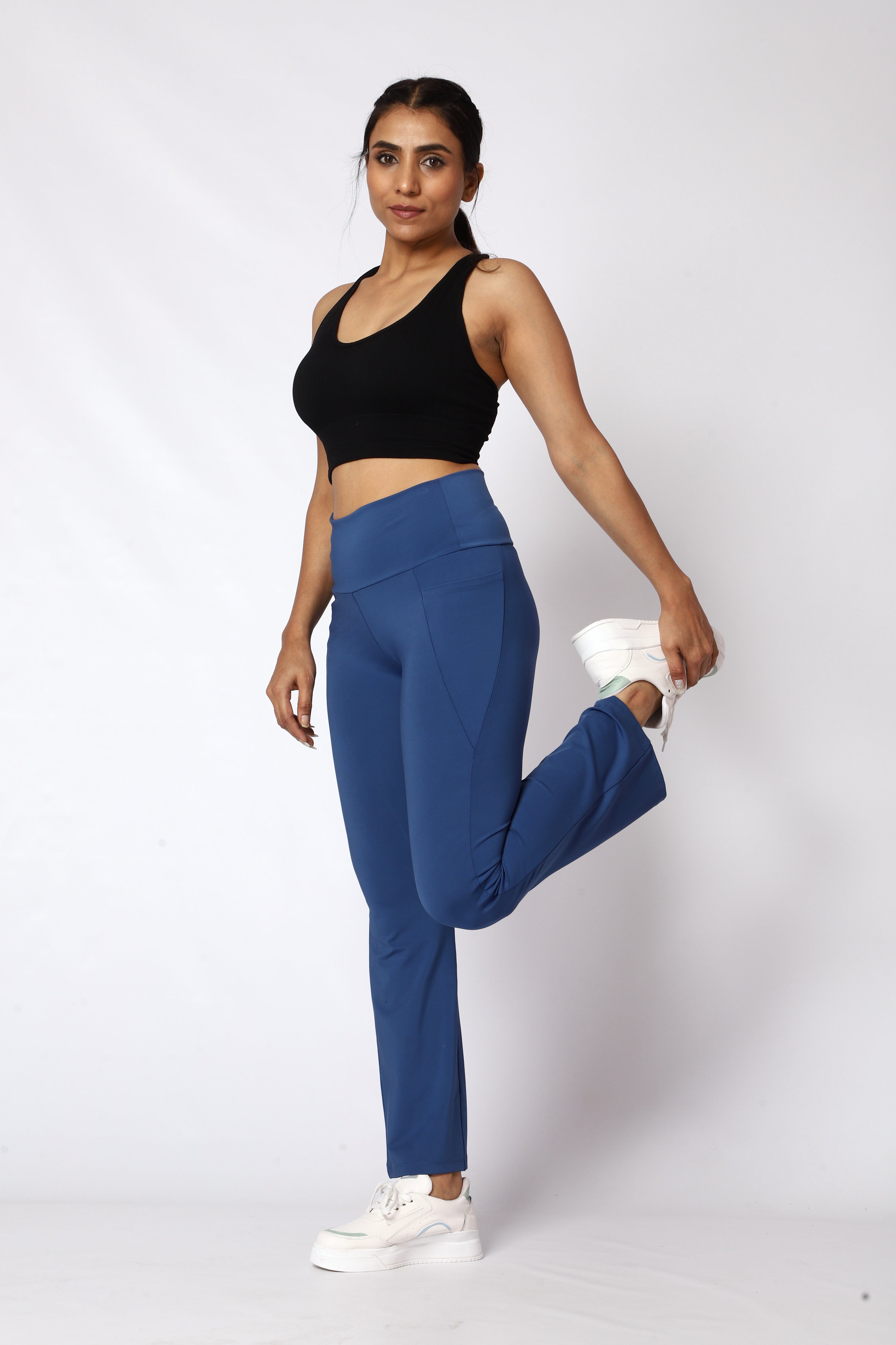 High Rise Yoga Pants With Side Pockets